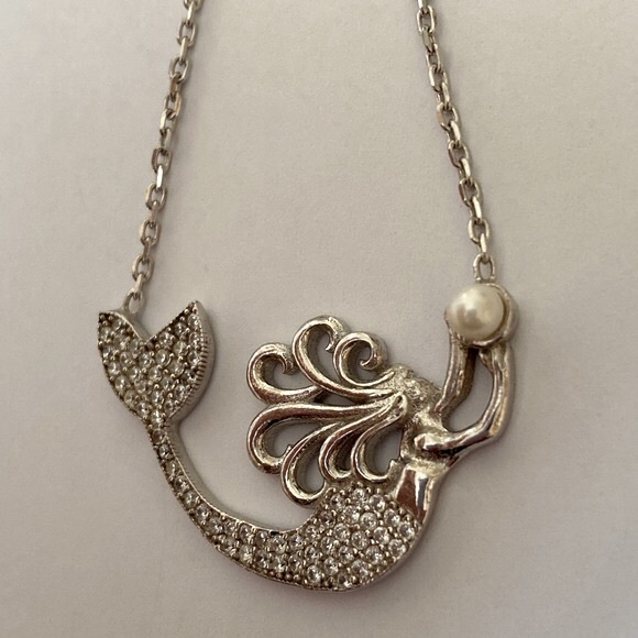 🧜♀️ Pearl mermaid 925 silver cz stones necklace - Picture 3 of 4